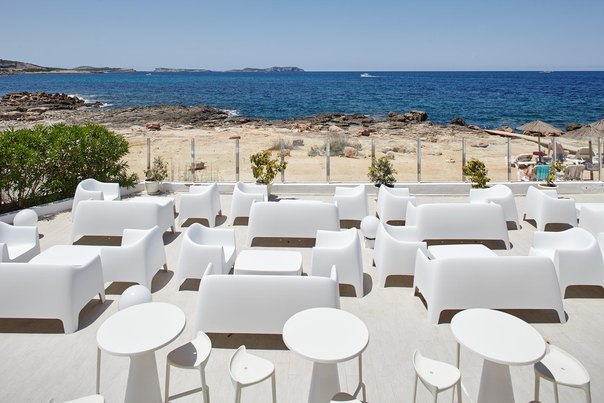 Aparthotel Nereida Sant Antoni de Portmany Екстериор снимка