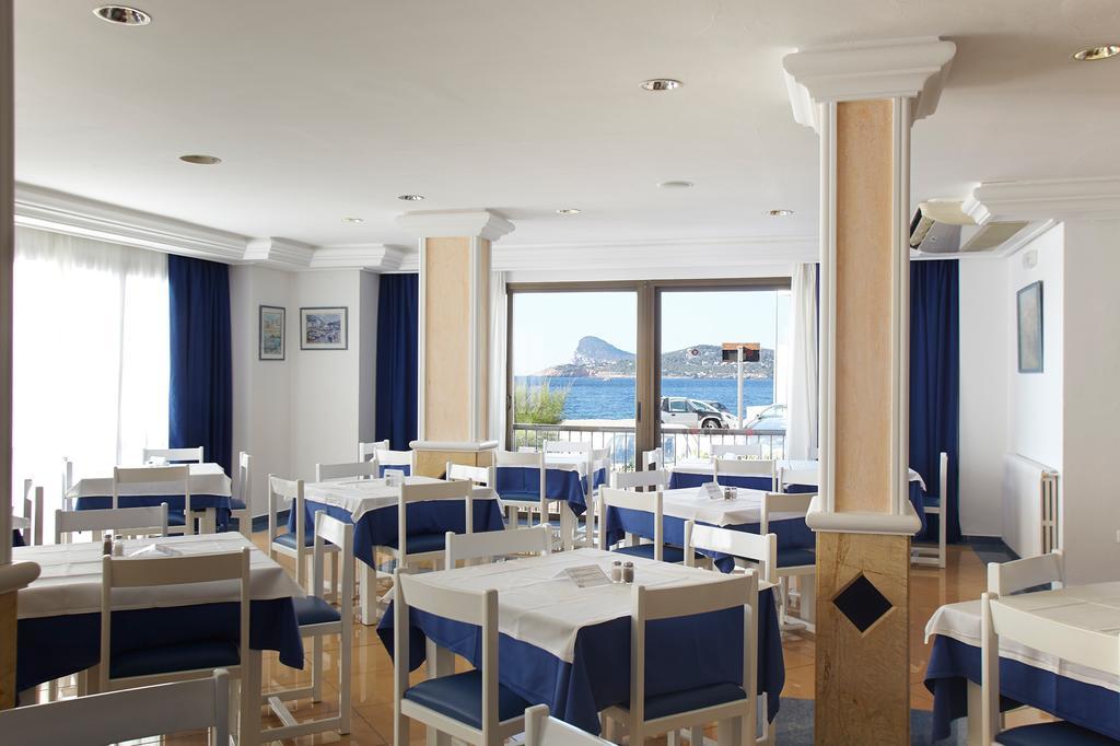 Aparthotel Nereida Sant Antoni de Portmany Екстериор снимка