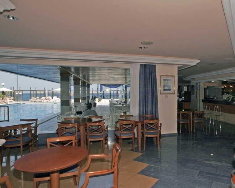 Aparthotel Nereida Sant Antoni de Portmany Екстериор снимка